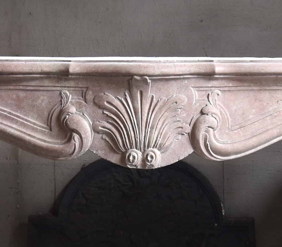 Antieke-Louis-XV-marmeren-schouw