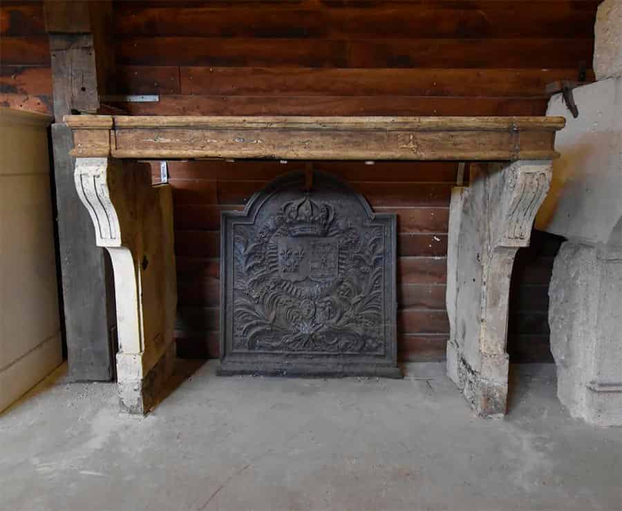 Antieke-Zandstenen-Voorzetschouw