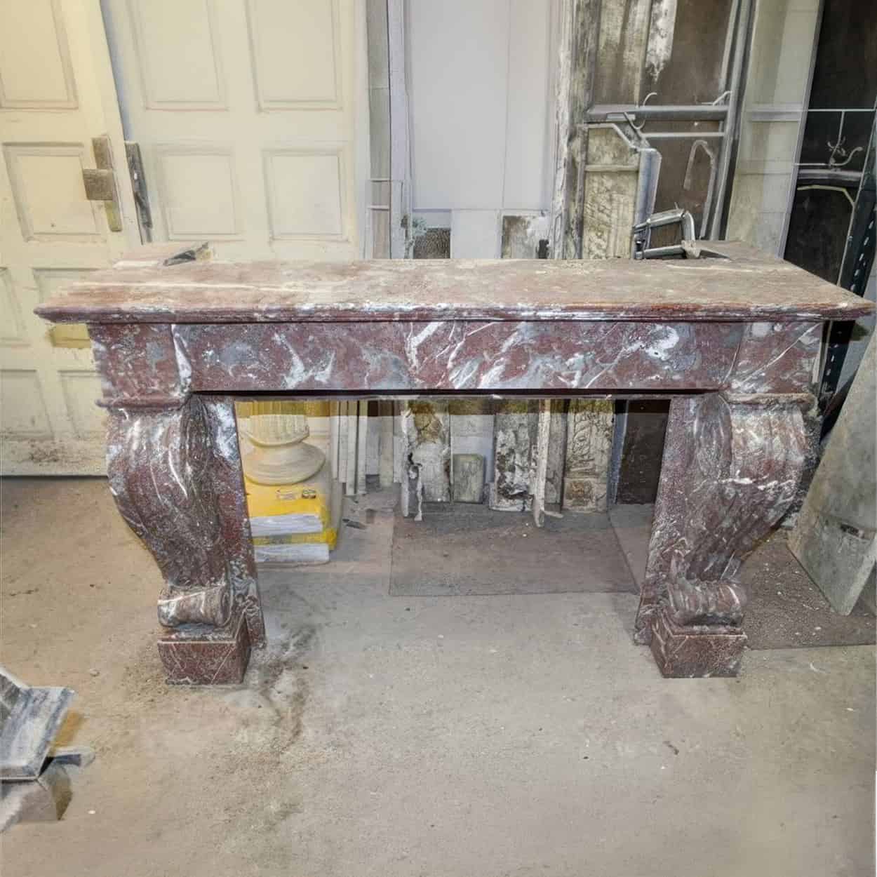 Antieke-marmeren-ombouwschouw