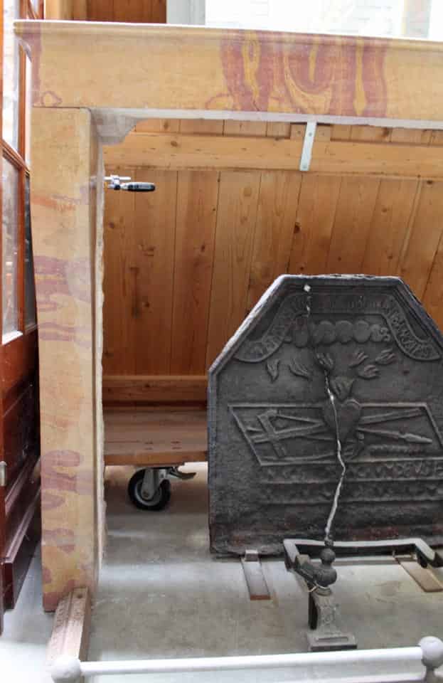 Antieke-voorzetschouw-marmersteen