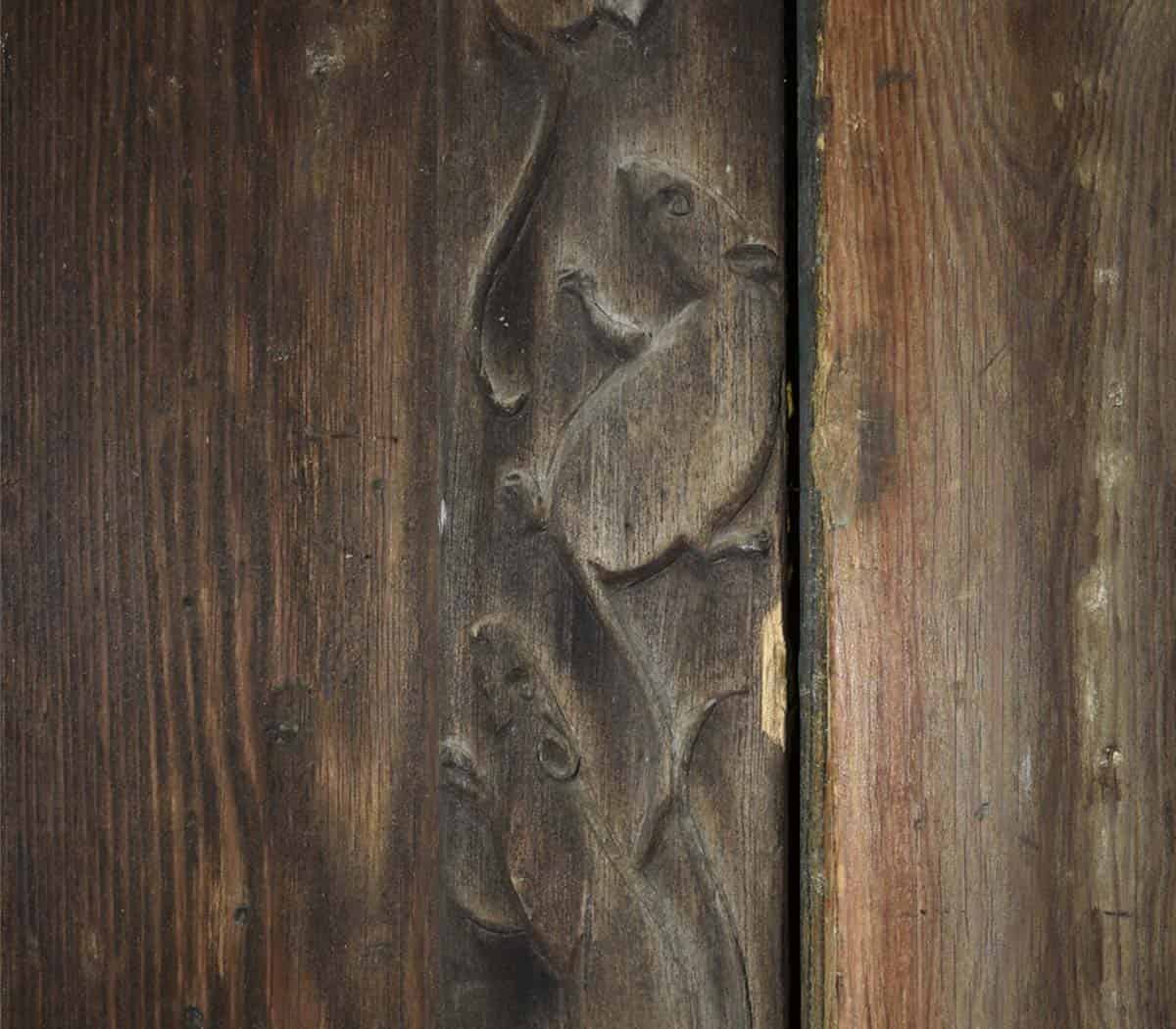 Dubbele-grenen-deur-hput-snijwerk