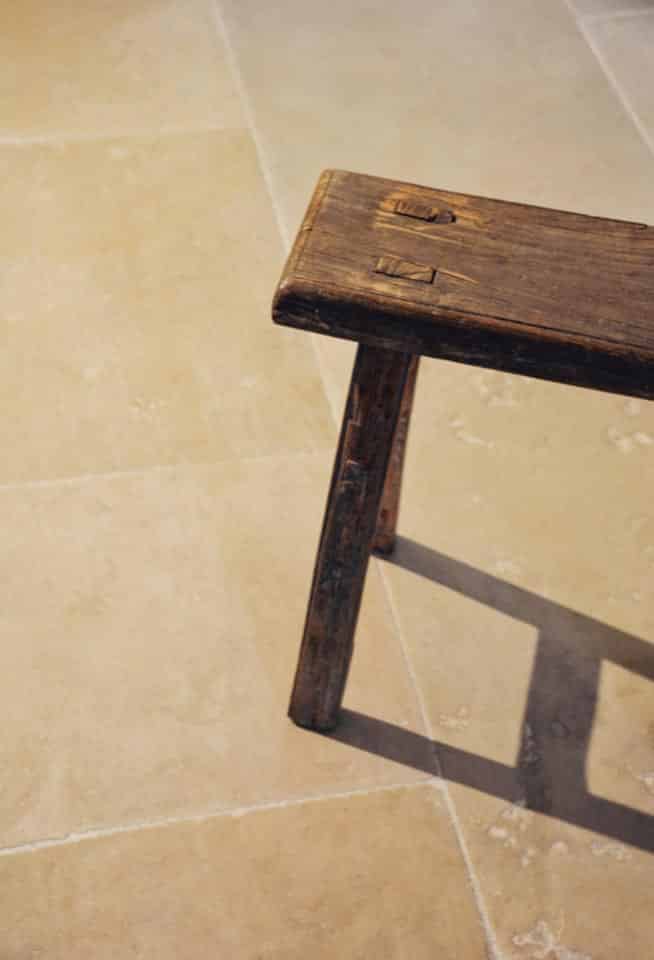 Kalkzandstenen-Dallen-verouderd