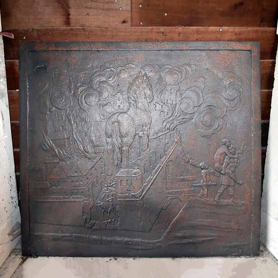 Oude-antieke-stookplaat