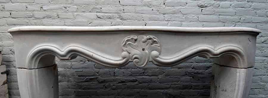 antieke-zandstenen-voorzetschouw