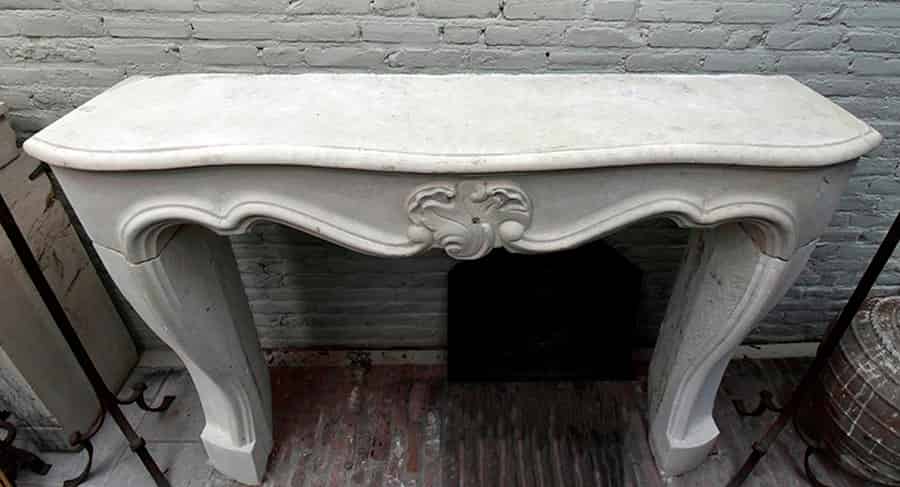 antieke-zandstenen-voorzetschouw