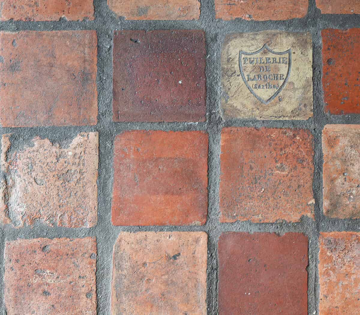 antieke-plavuizen-zalm-genuanceerd-terracotta