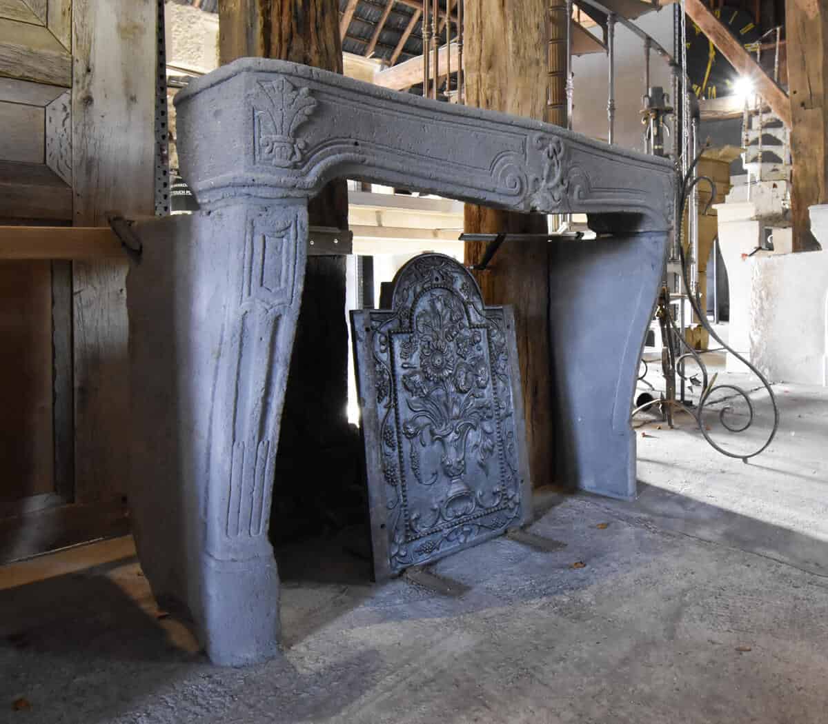 antieke-schouw-lava-steen-schouw