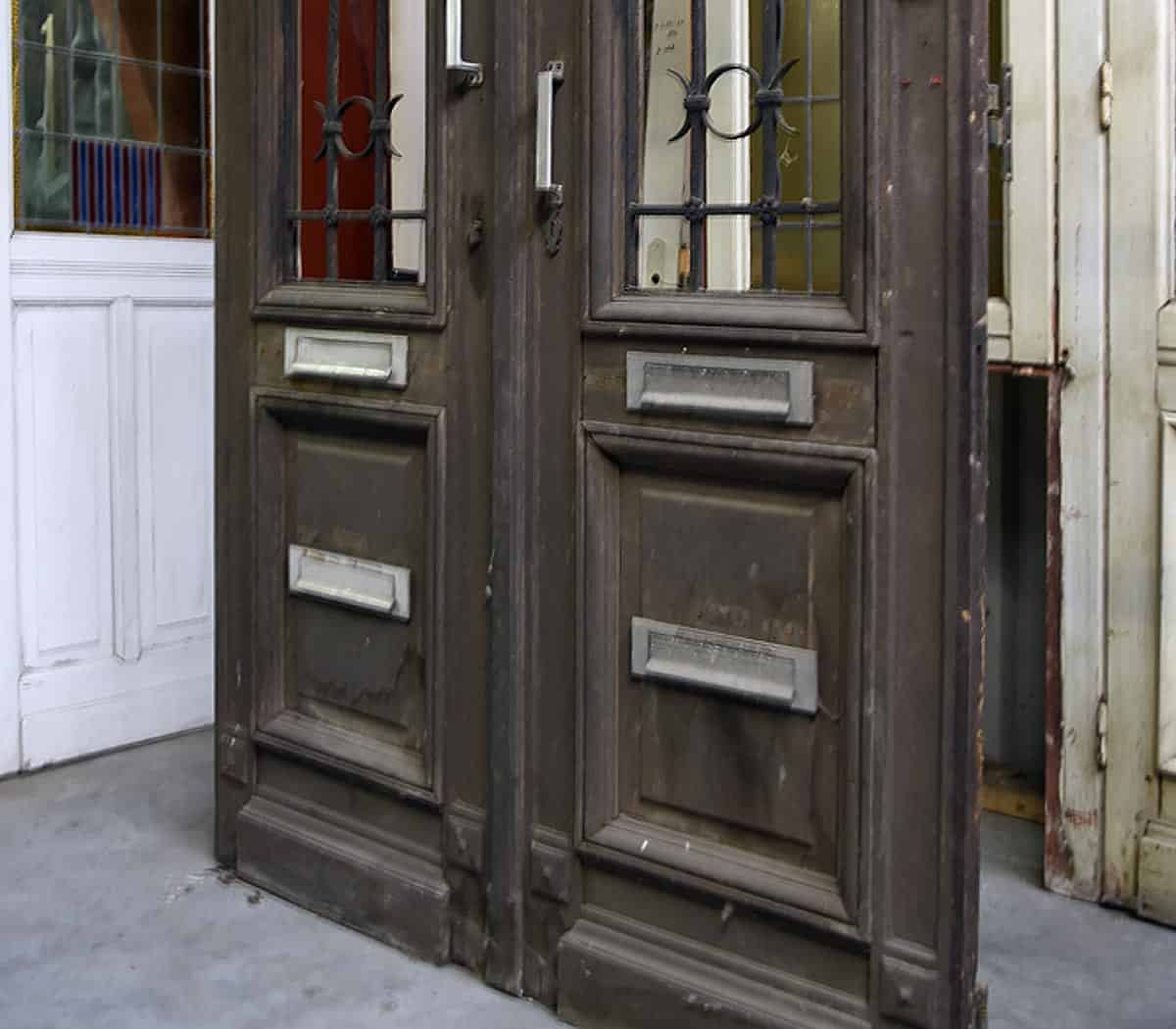 dubbele-voordeur-met-raamijzer