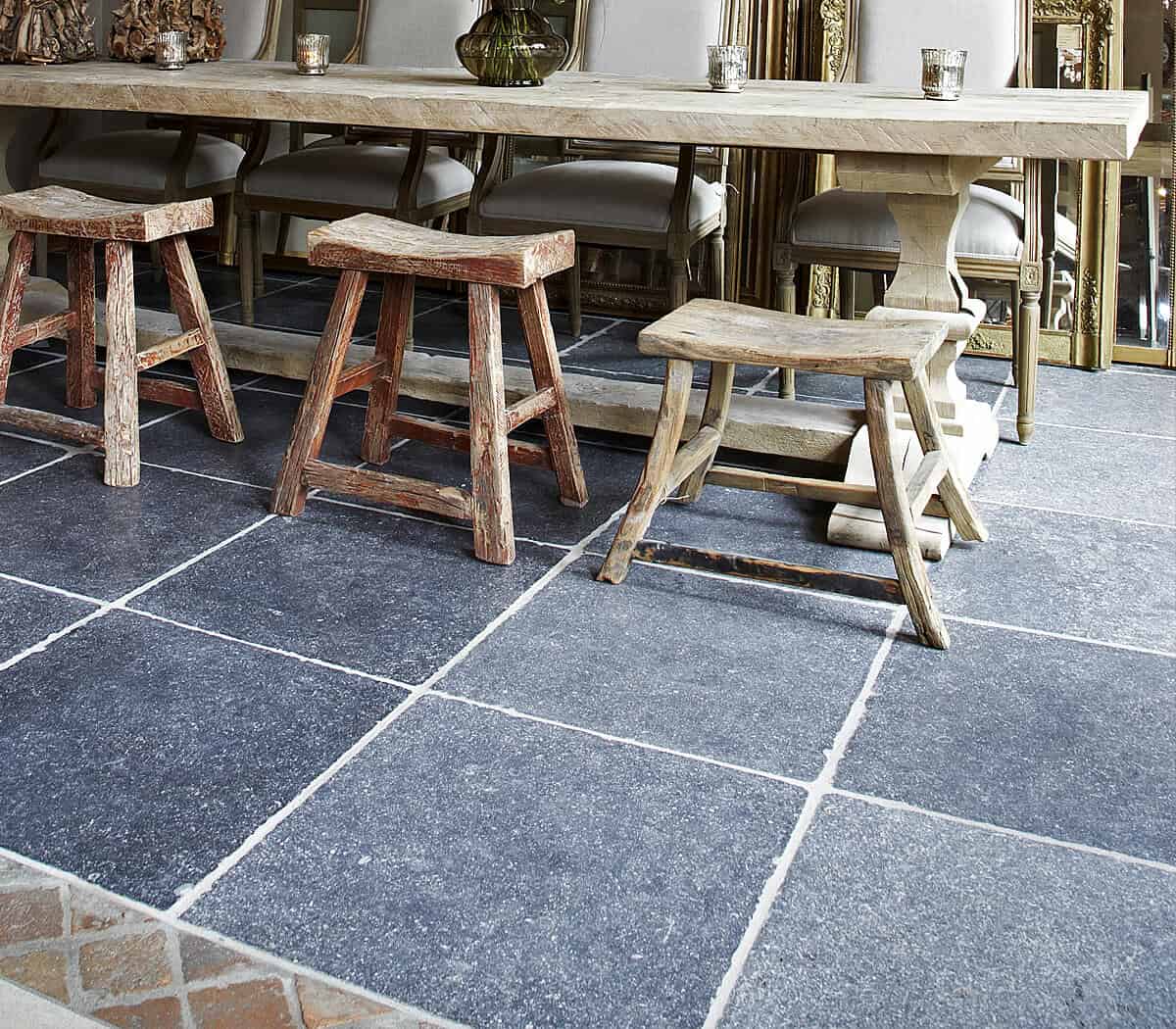 manueel-verouderd-belgisch-hardstenen-tegels