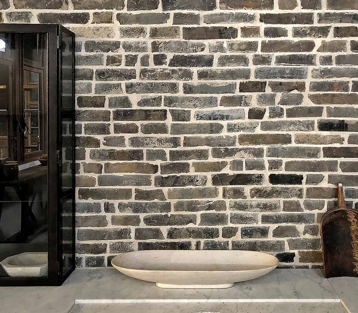 oude-gevelstenen-oude-blauwe-waaltjes-wand