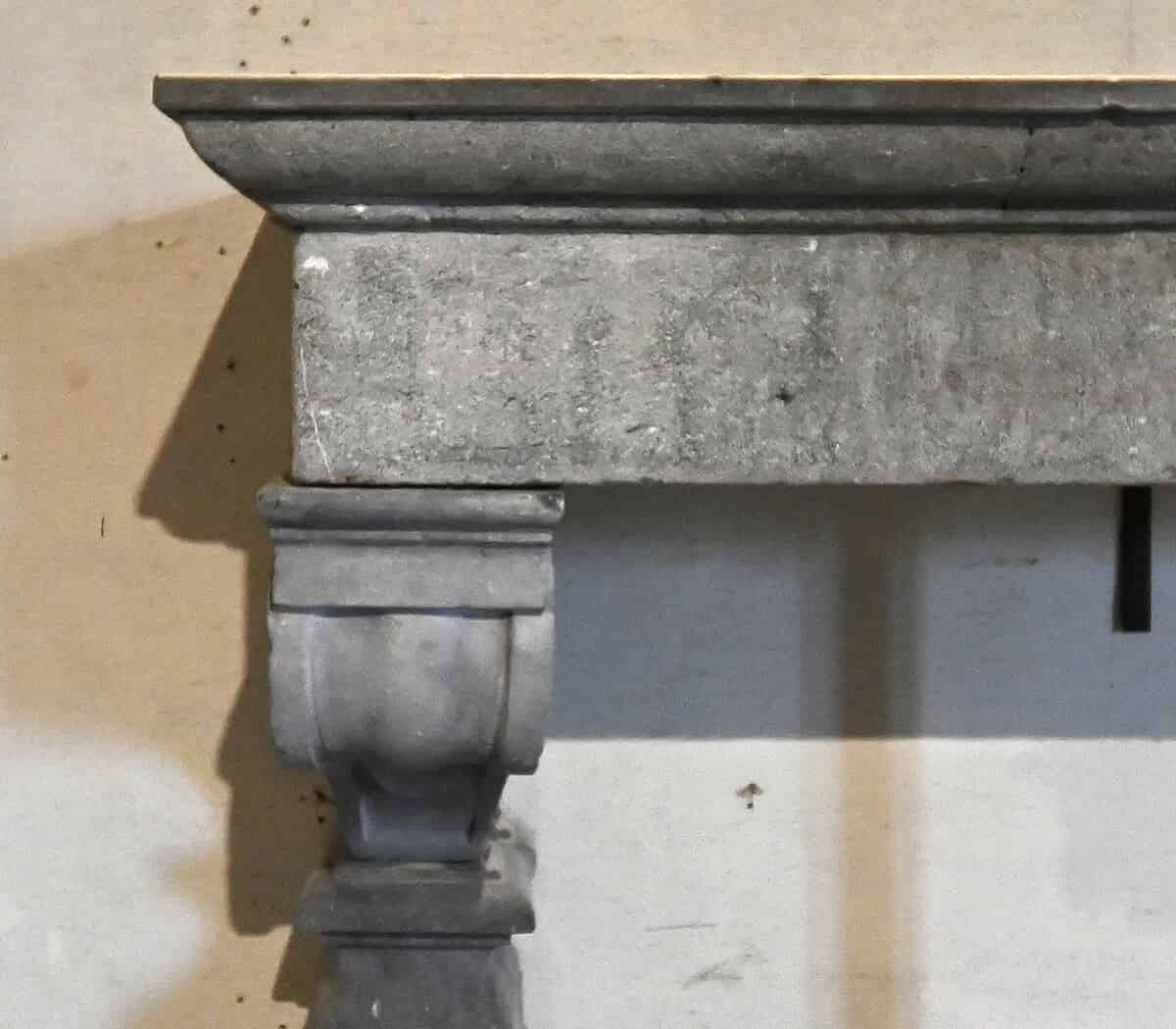 Belgisch-Blauwsteen-Kasteelschouw