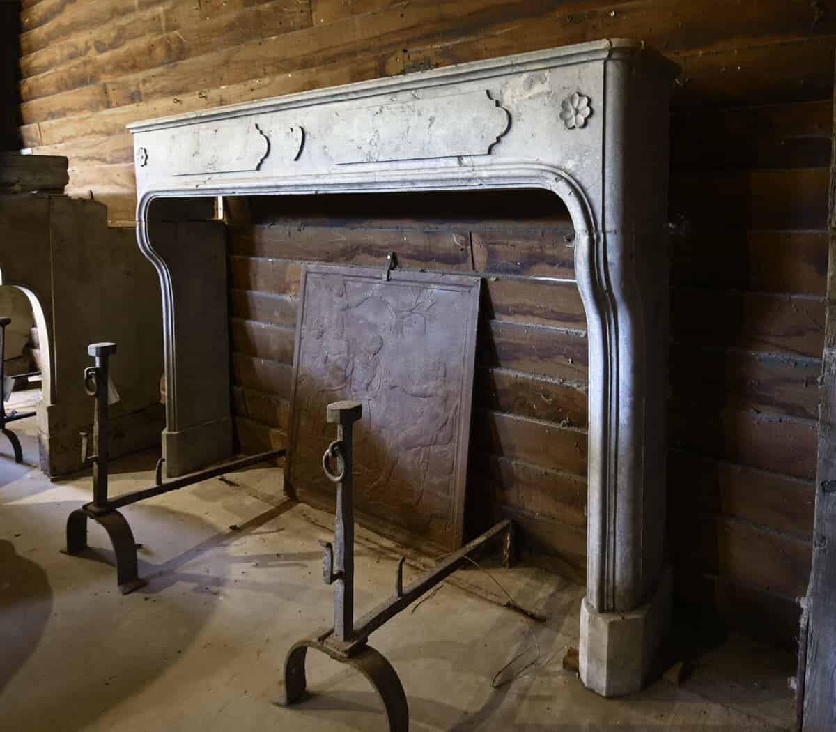 Belgisch-blauwsteen-voorzetschouw