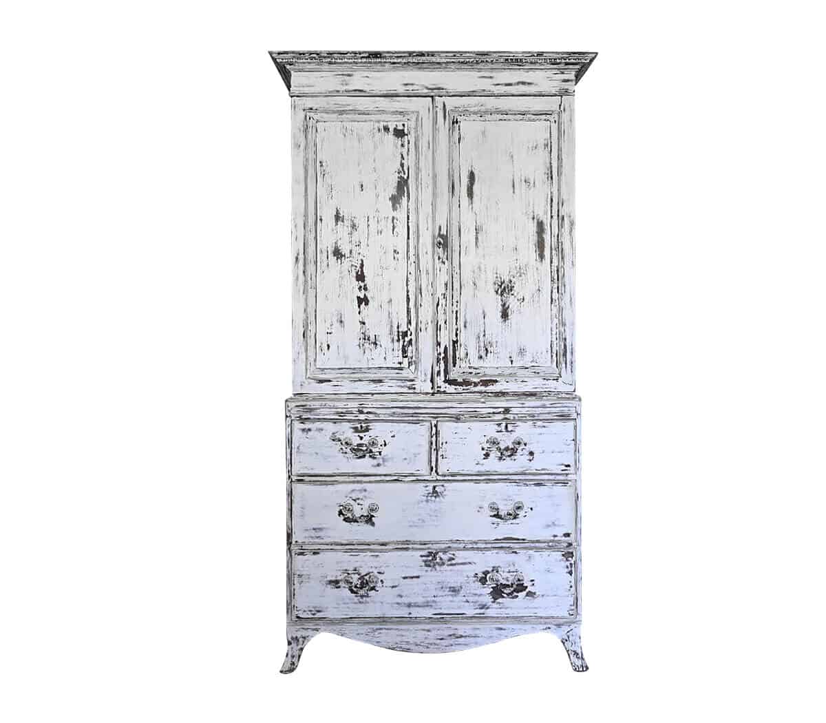 Oude-kast-met-lades-en-deuren