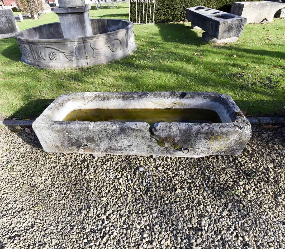 Belgisch-hardstenen-trog