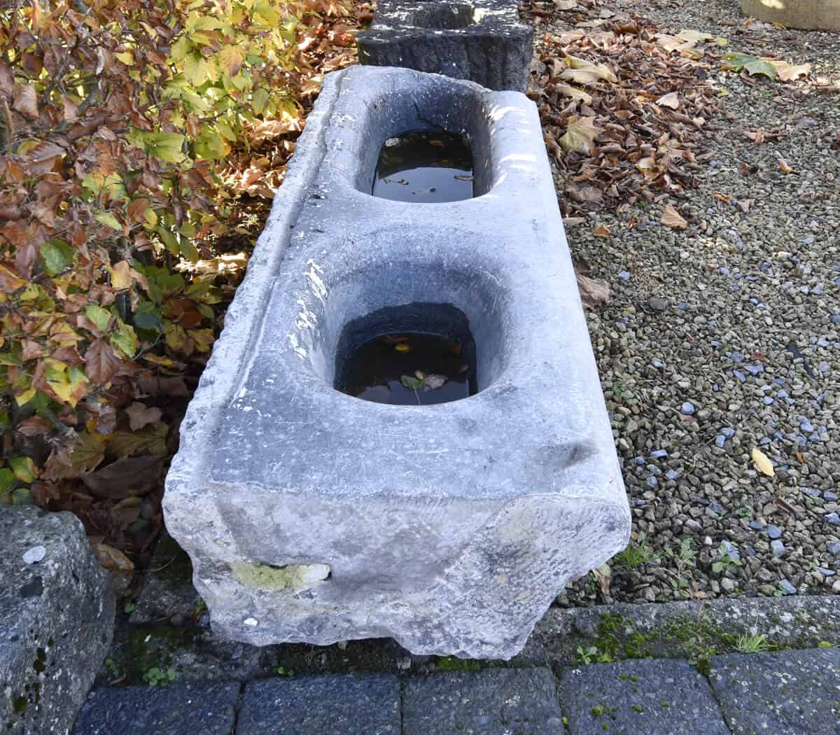 Belgisch-hardstenen-trog