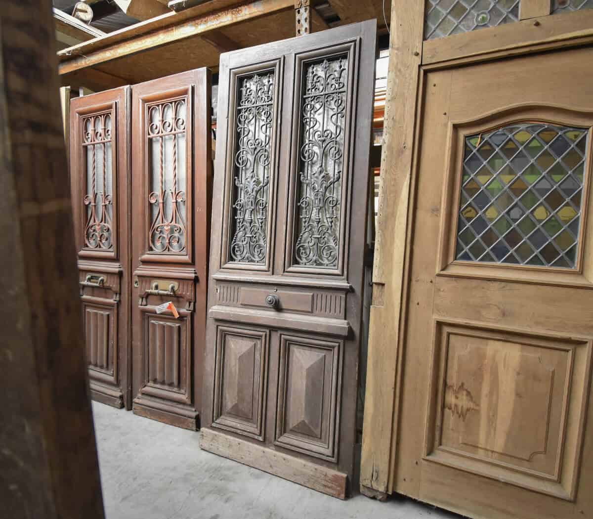 Eiken-voordeur-met-deurrooster