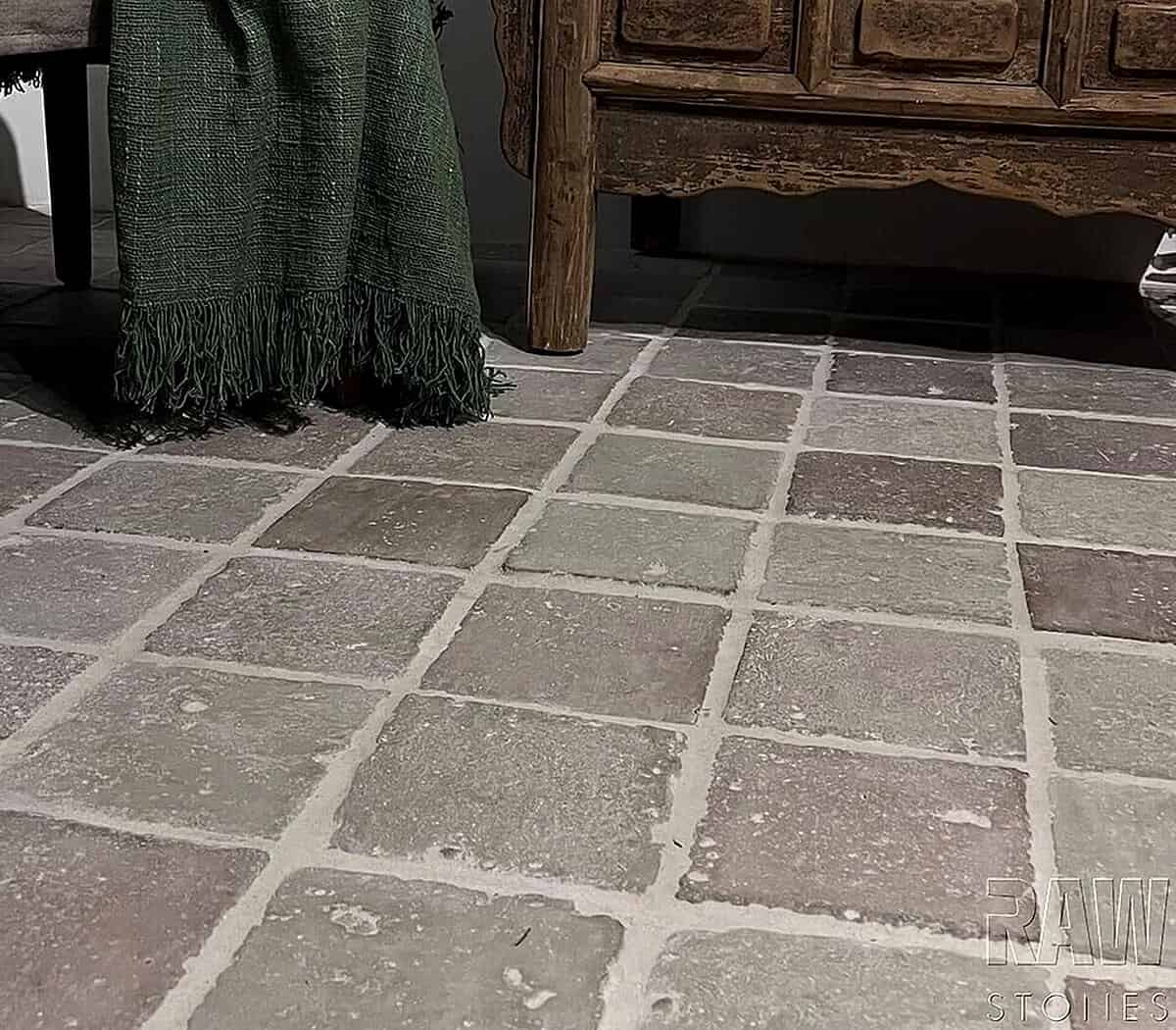 estriken-raw-stones-alfa