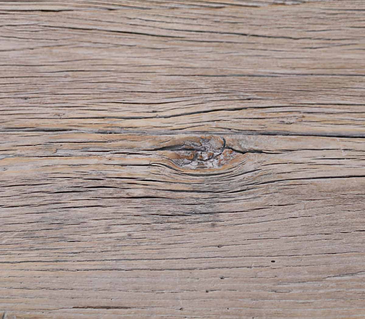 Wandtafel-met-ijzeren-onderstel