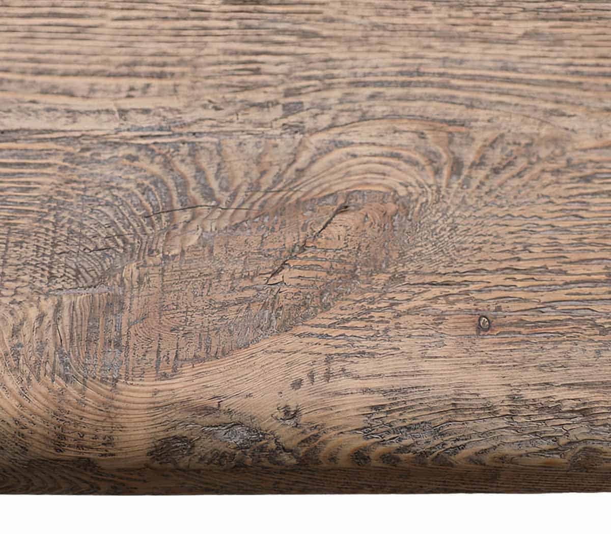 Wandtafel-met-ijzeren-onderstel