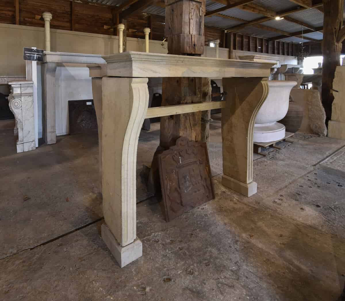 Marmerstenen-voorzetschouw