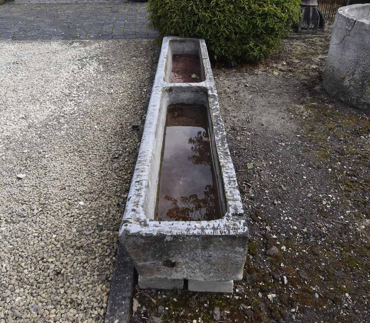 Hadstenen-dubbele-trog