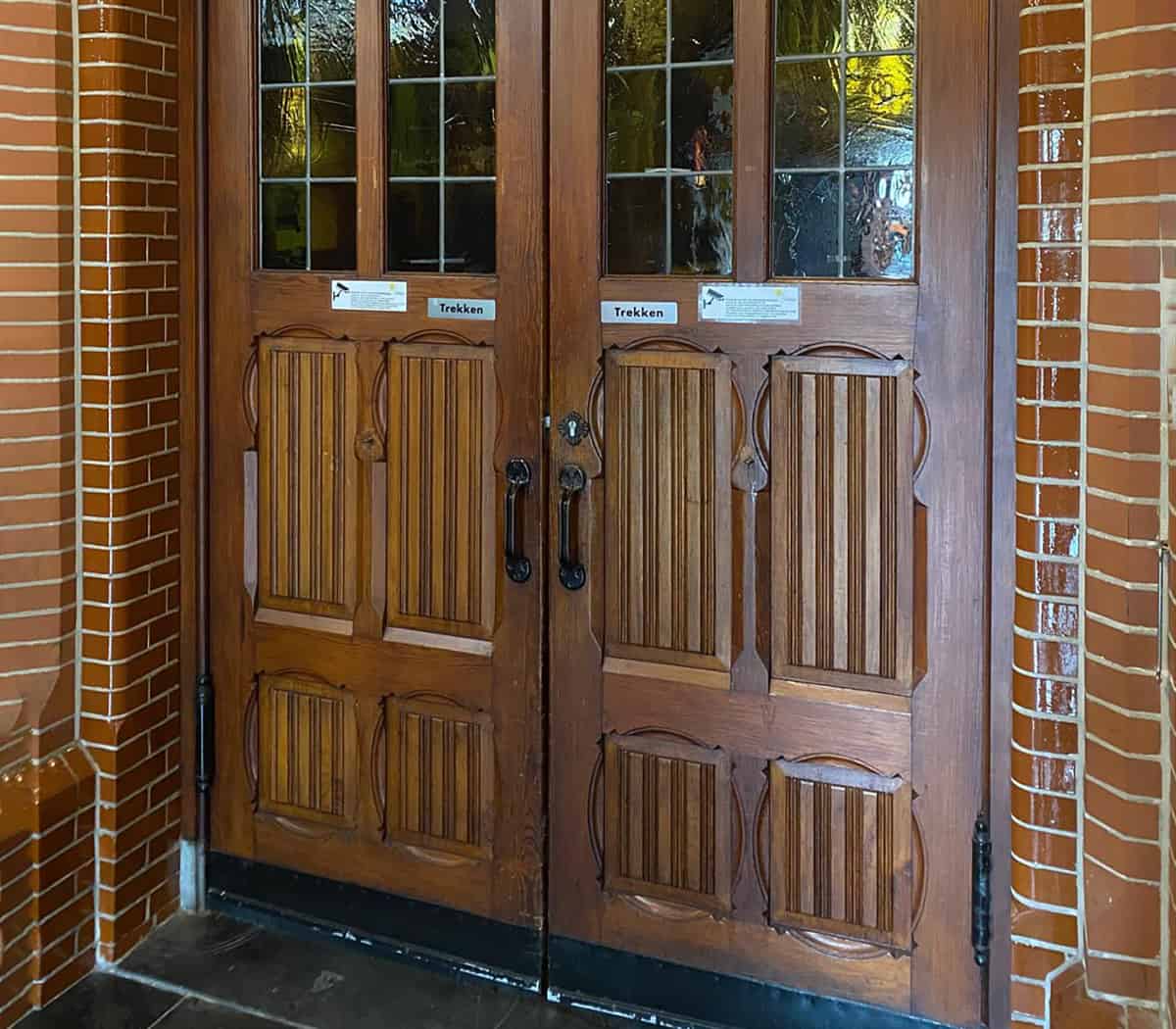 Eiken-dubbele-deuren