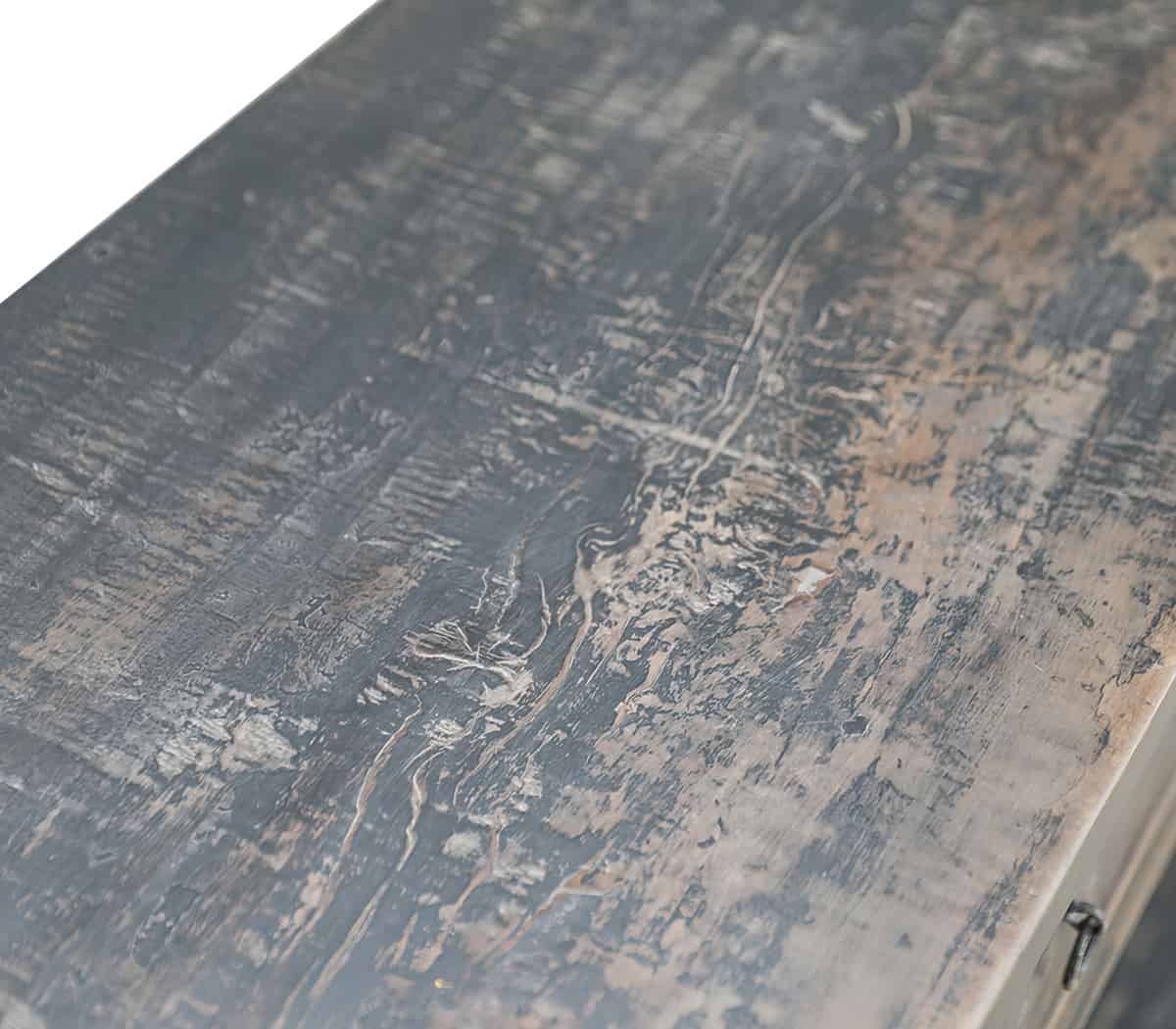 Houten-wandtafel-met-lades