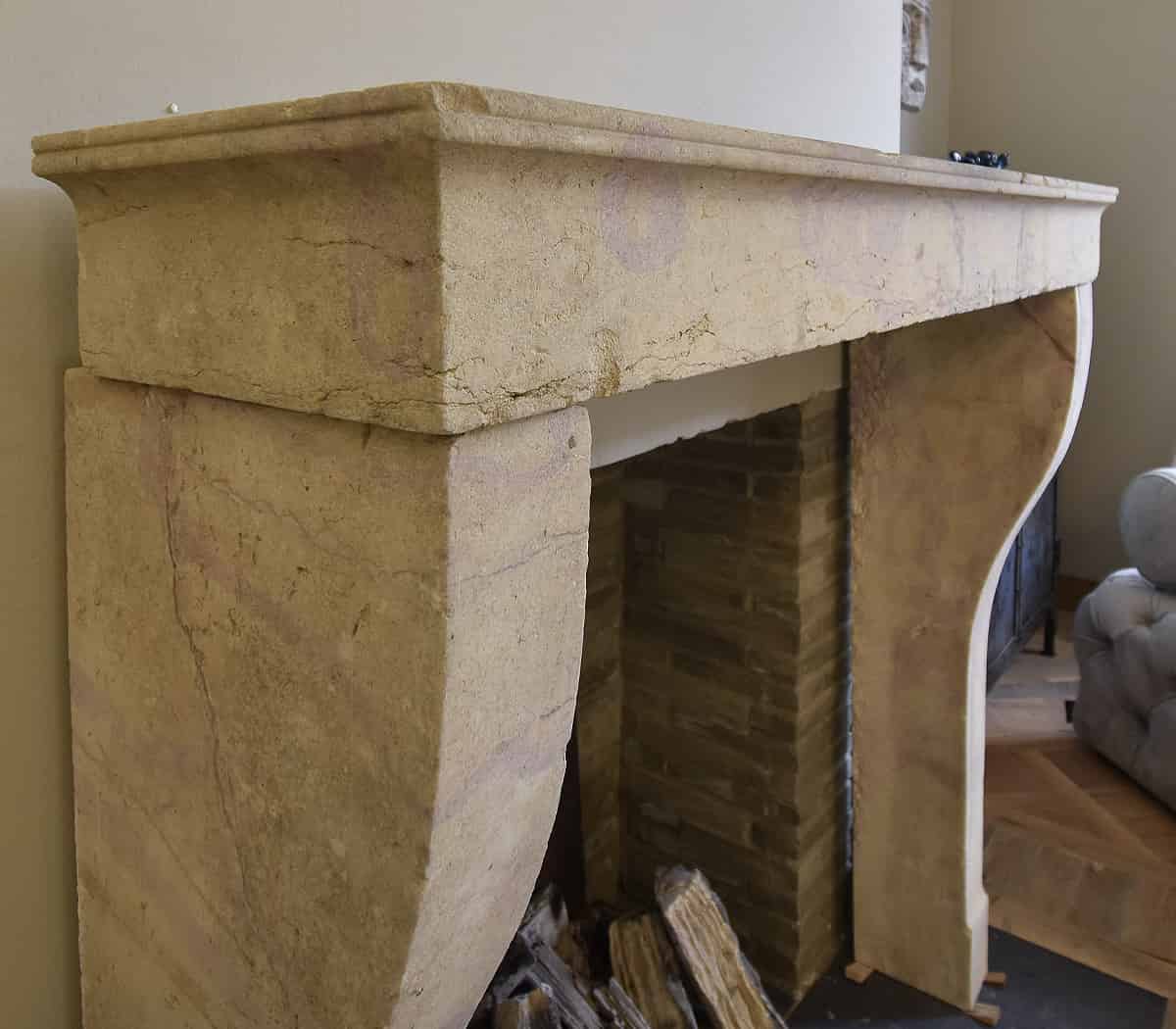 Marmerstenen-voorzetschouw