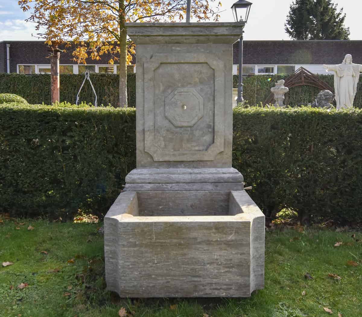 Natuur-stenen-wandfontein