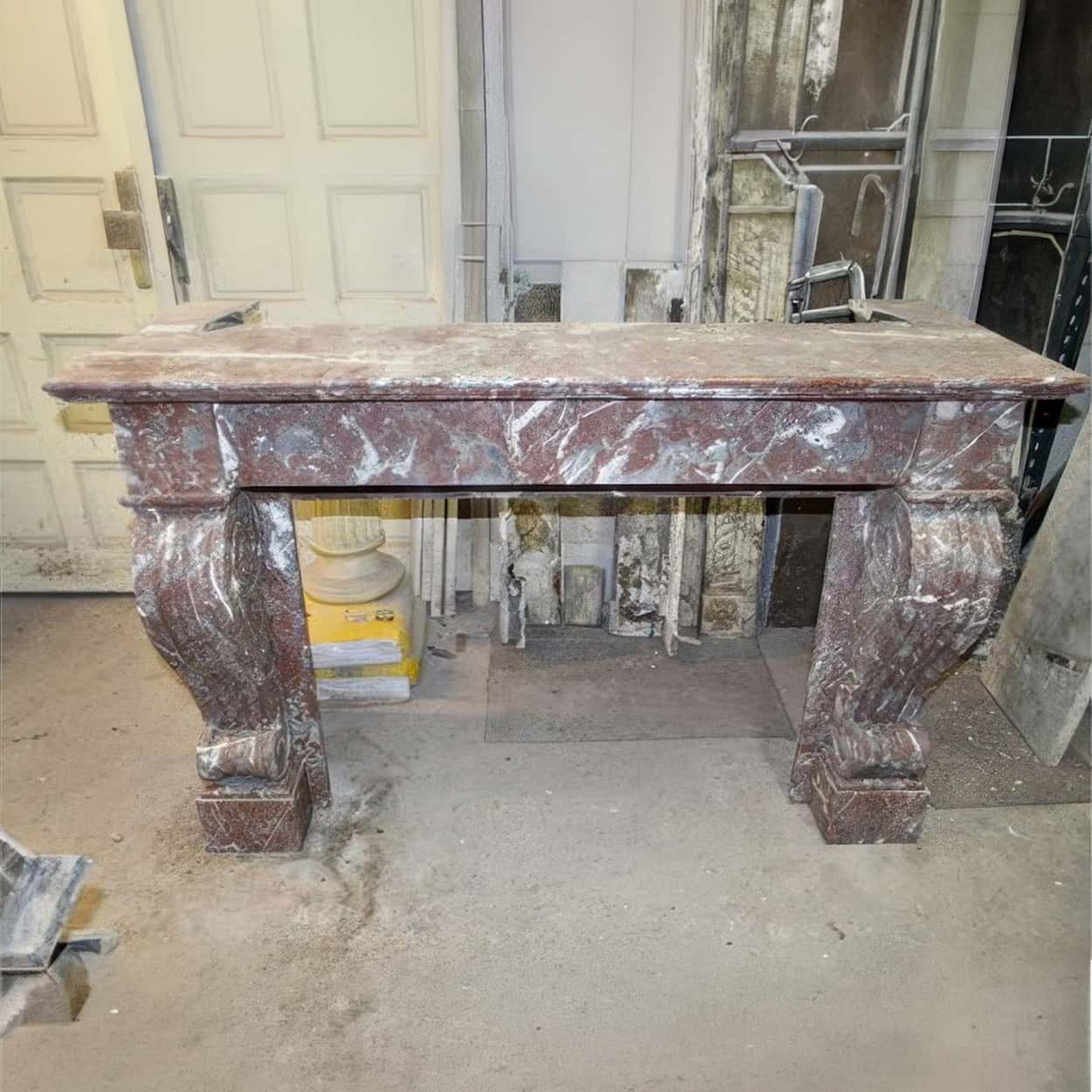 Antieke-marmeren-ombouwschouw