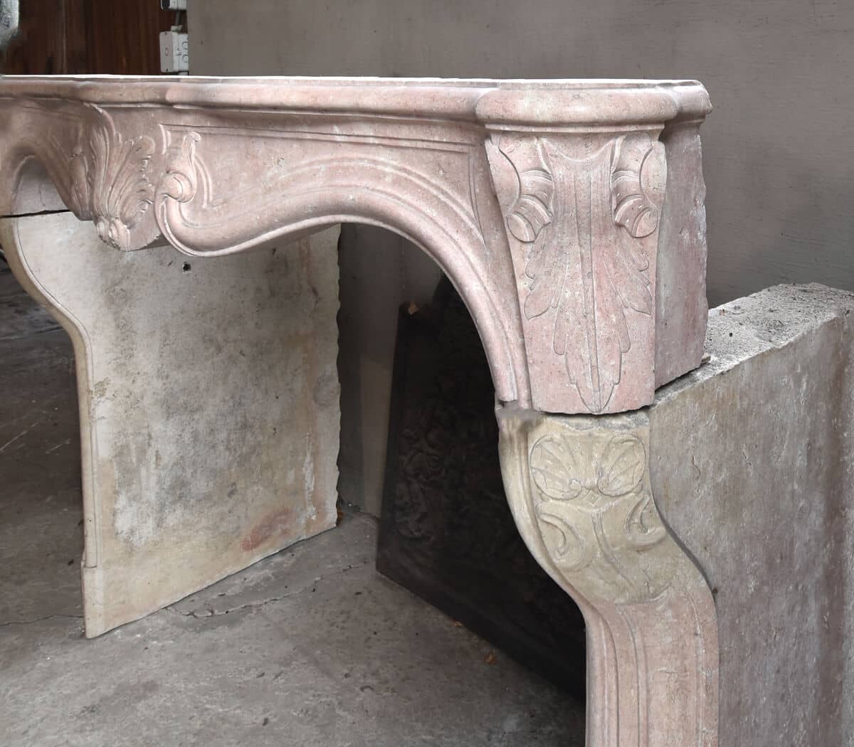 Antieke-Louis-XV-marmeren-schouw