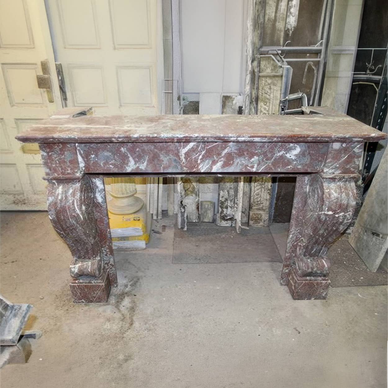 Antieke-marmeren-ombouwschouw