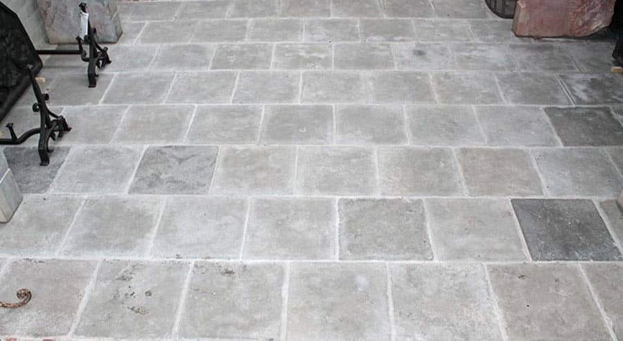 Getrommelde-grijze-kalkstenen-dallen