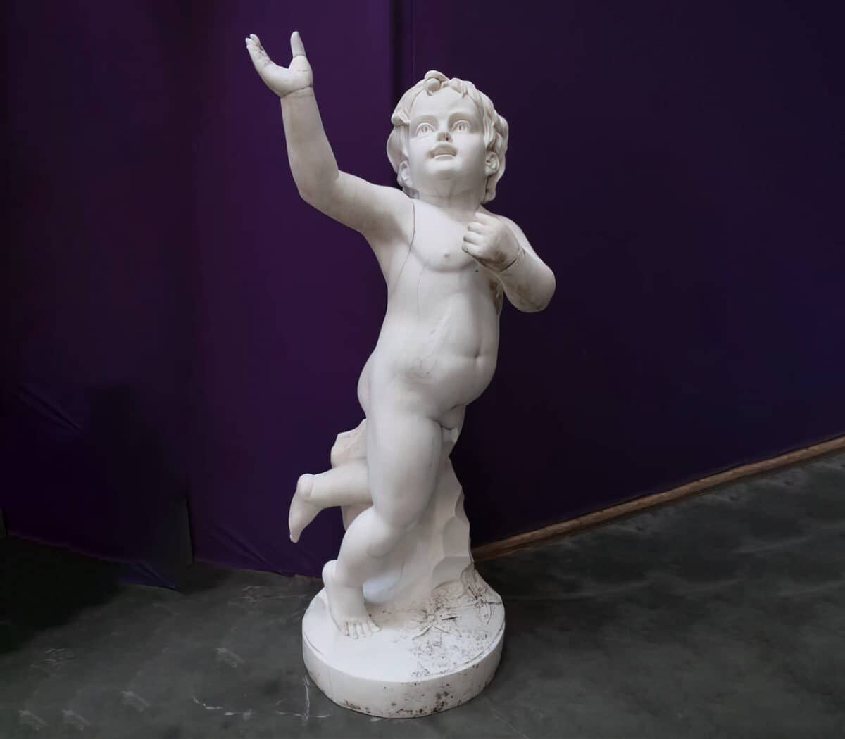 Handgekapt-marmeren-beeld