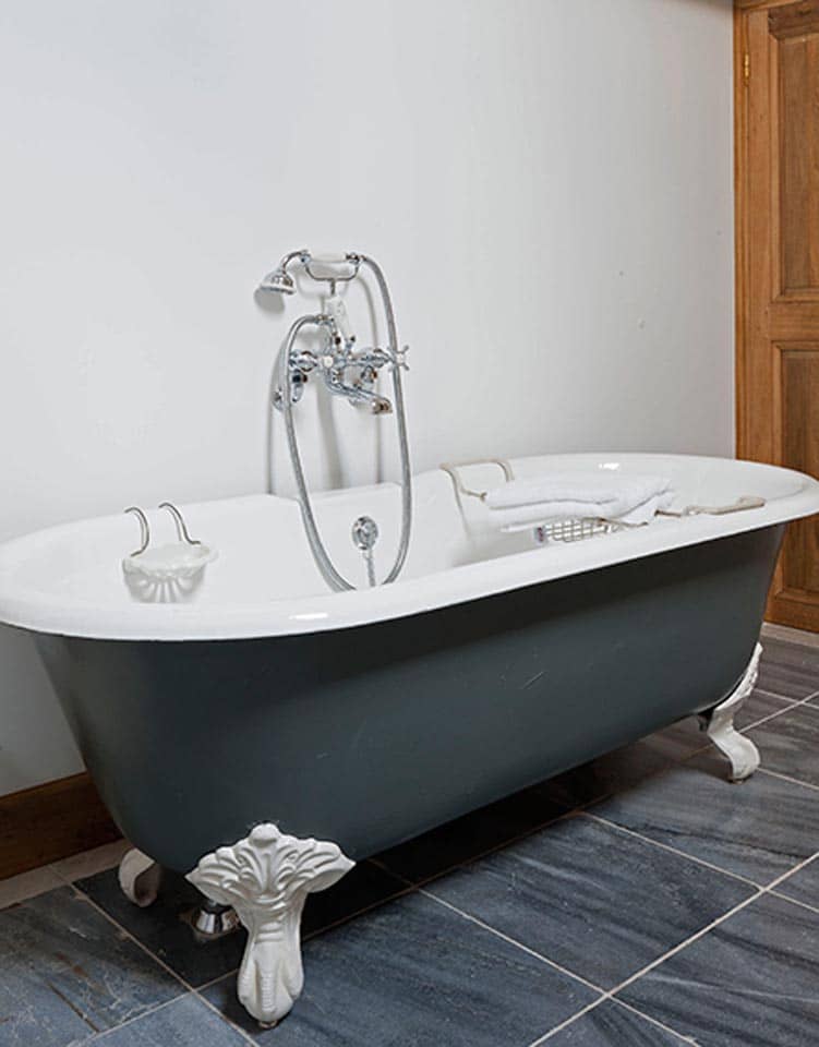 Lefroy-Brooks-badkraan