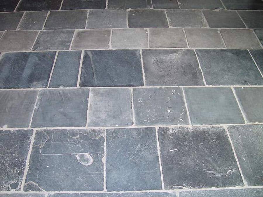 Orgineel-antiek-basicle-Noir-de-Mazy