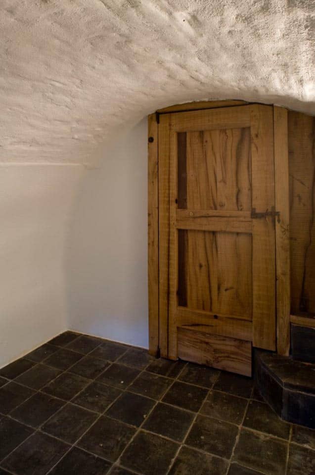 Orgineel-antiek-basicle-Noir-de-Mazy