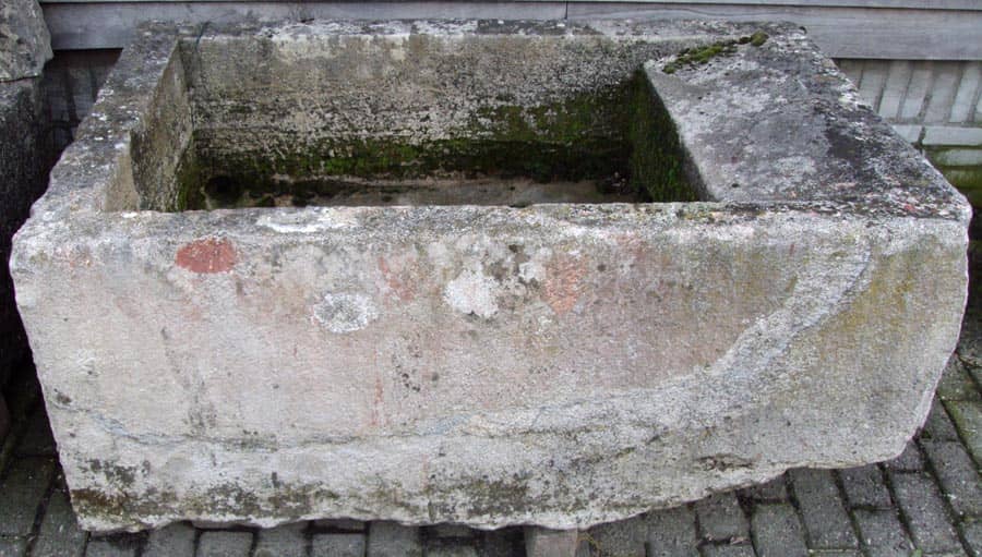 Wastrog-van-zandsteen