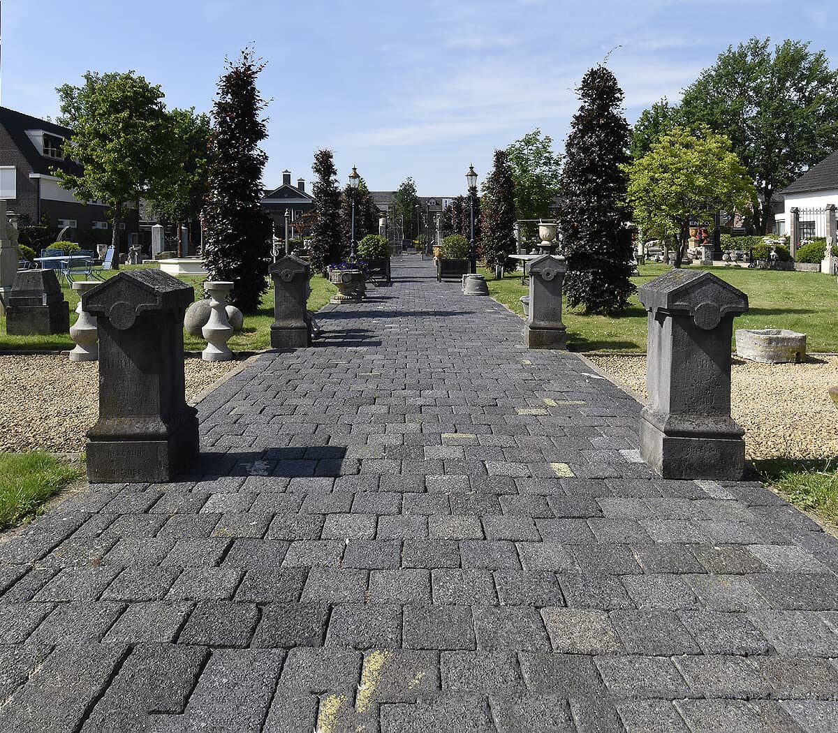 oude-hardstenen-palen