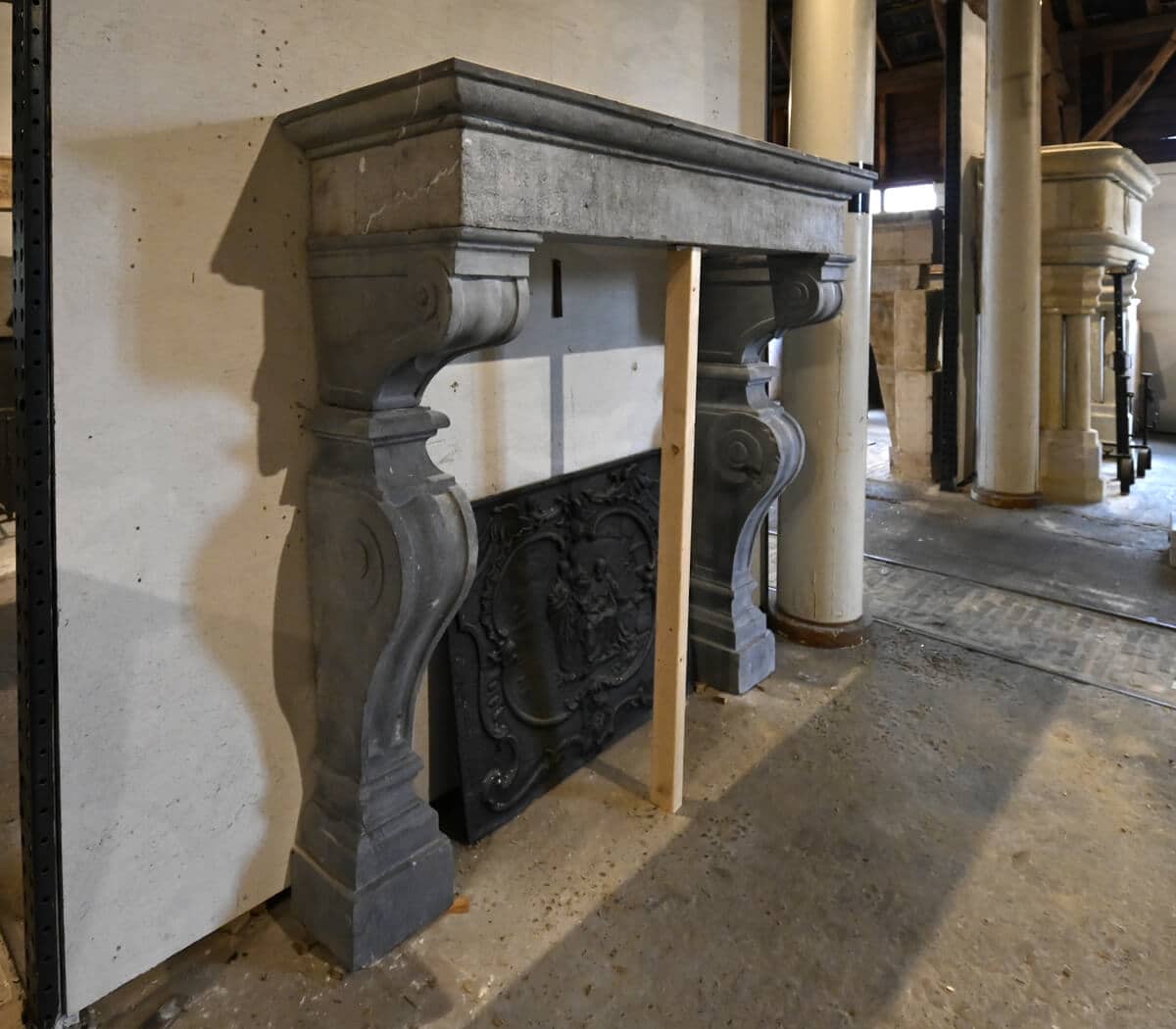 Belgisch-Blauwsteen-Kasteelschouw