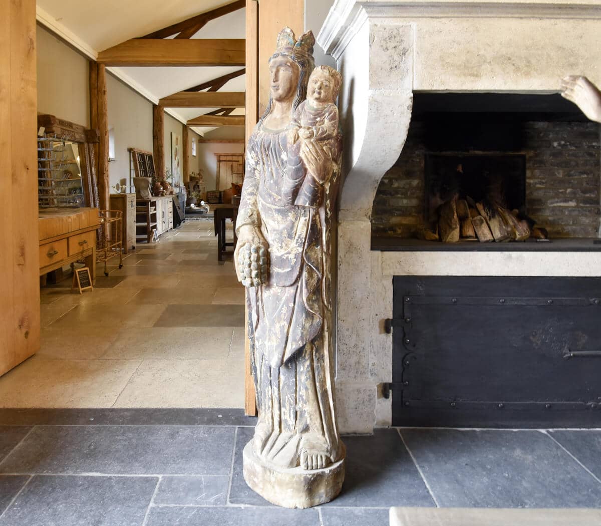 houten-beeld-maria-met-jezus