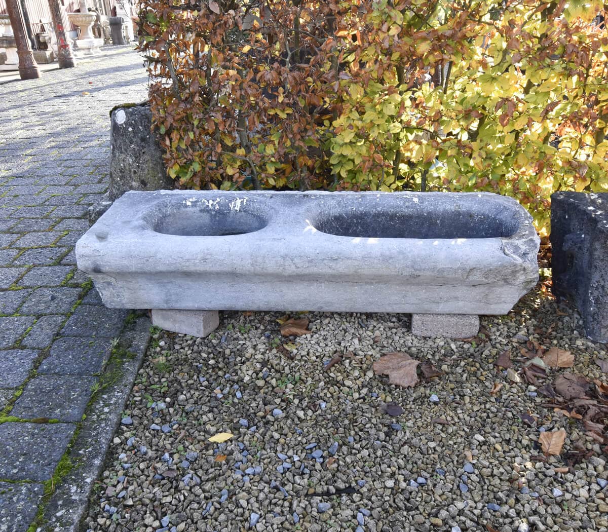 Belgisch-hardstenen-trog