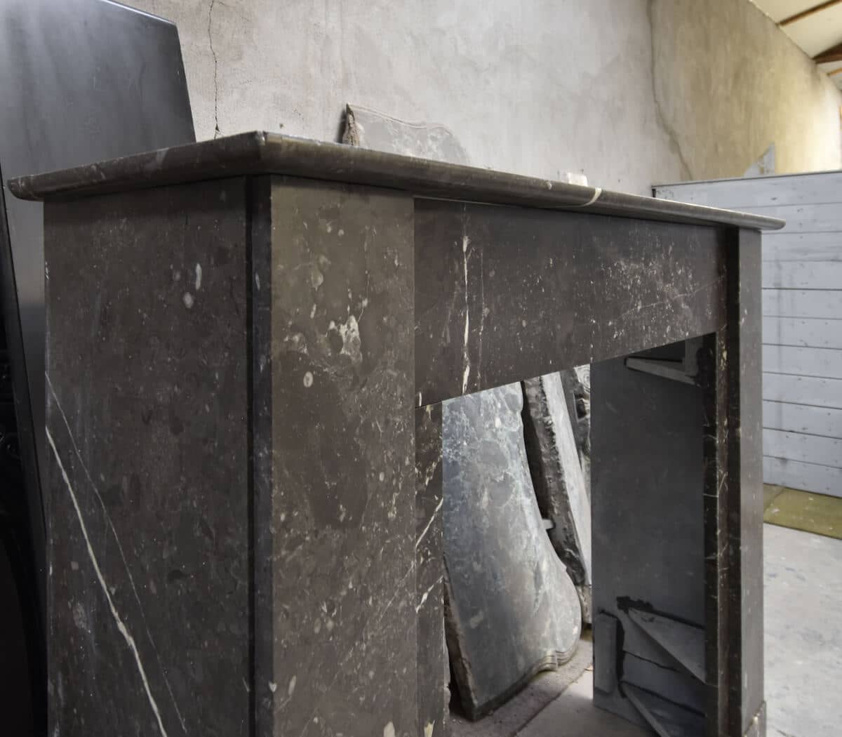 Marmeren-ombouwschouw