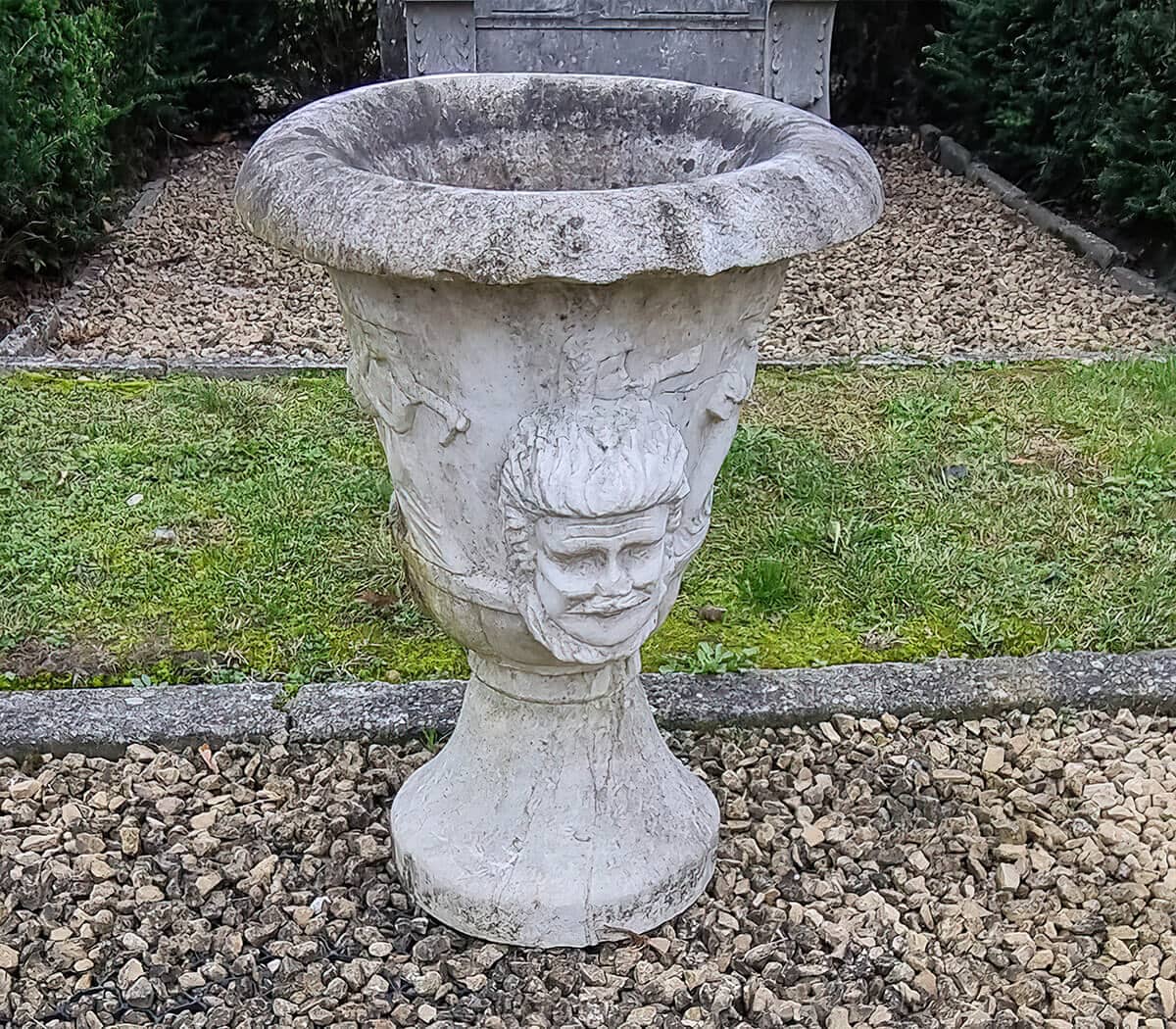 Set-van-2-marmeren-vazen