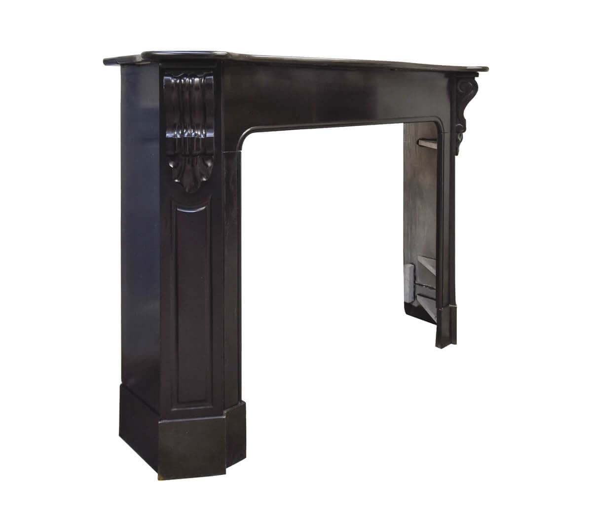 Zwart-marmeren-modillion-ombouwschouw-