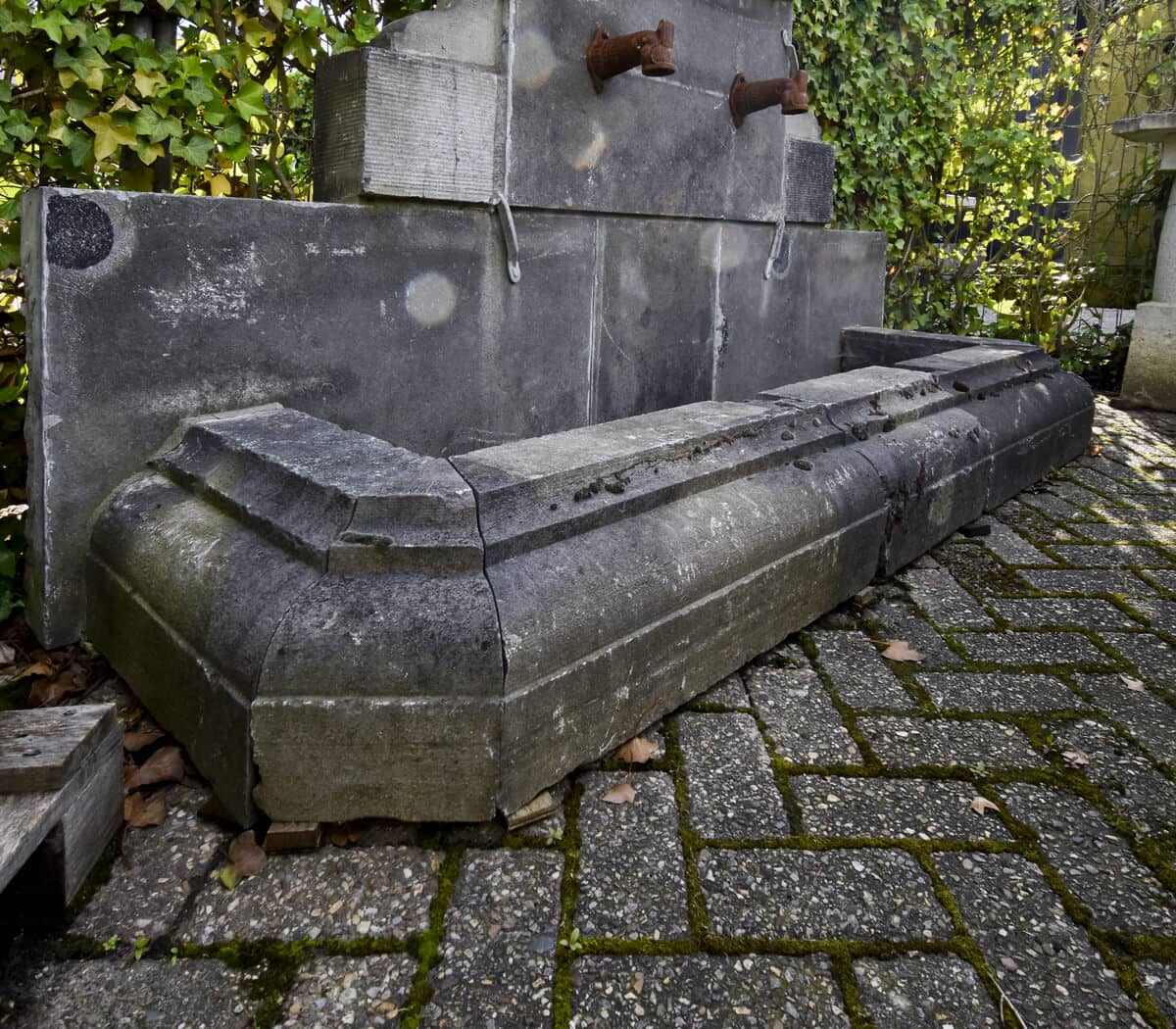 Hardstenen-wandfontein