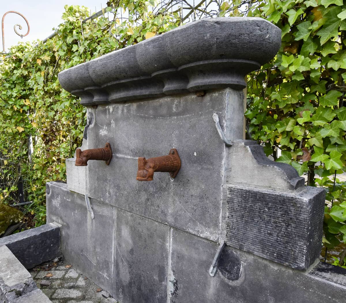 Hardstenen-wandfontein