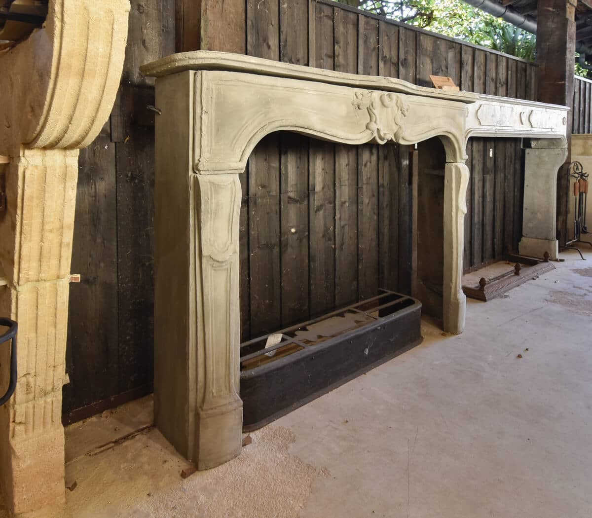 Gepatineerde-voorzetschouw