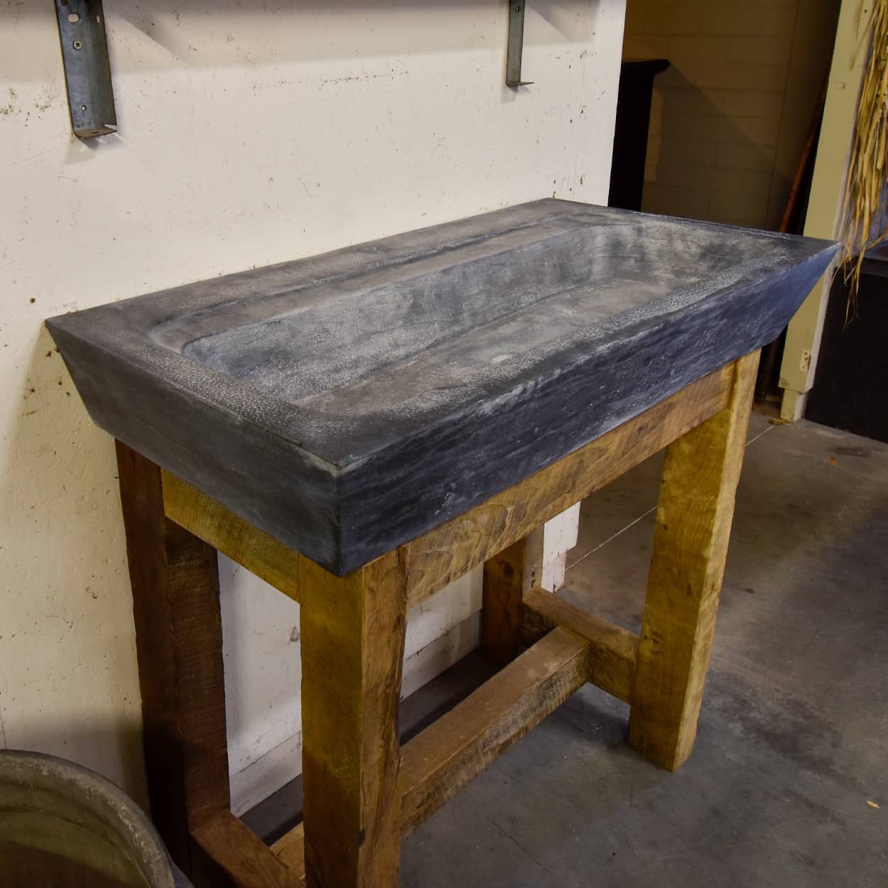 Badkamermeubel-met-Hardstenen-spoelbak