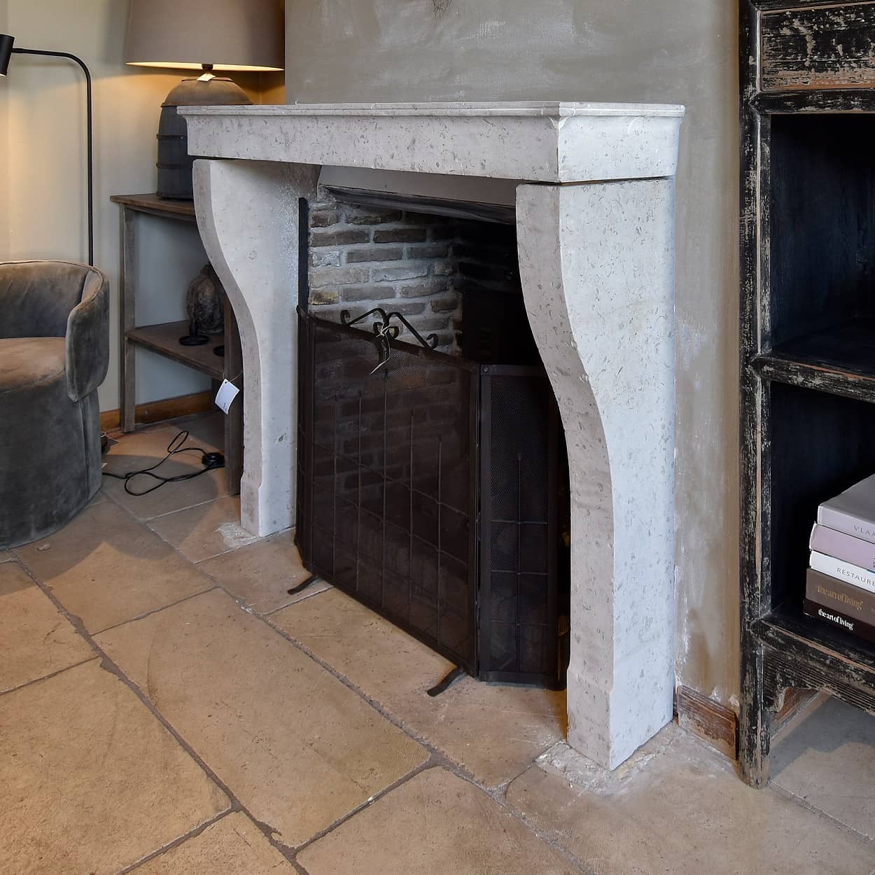 Marmerstenen-voorzetschouw